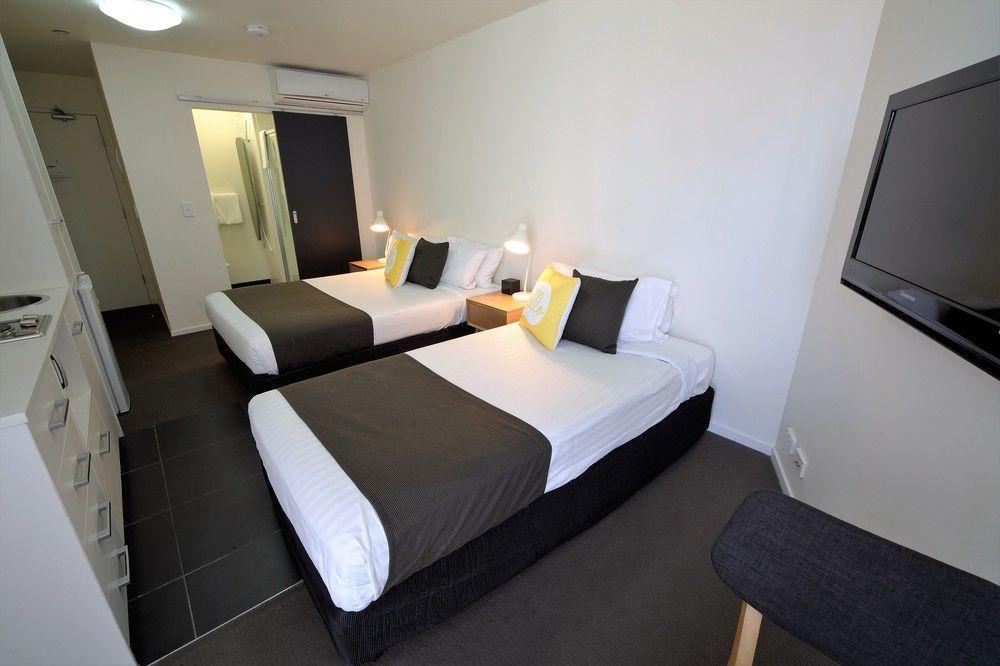 City Edge North Melbourne Apartment Hotel Bagian luar foto