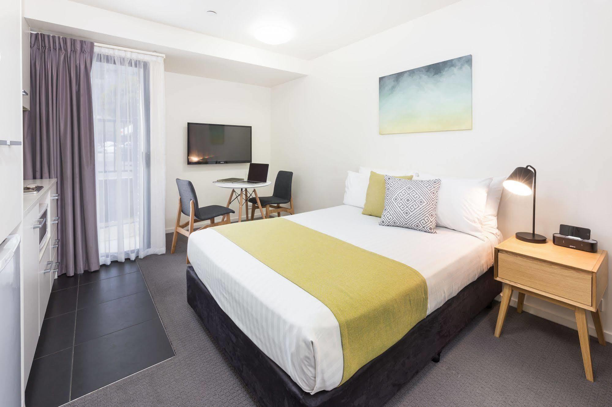 City Edge North Melbourne Apartment Hotel Bagian luar foto
